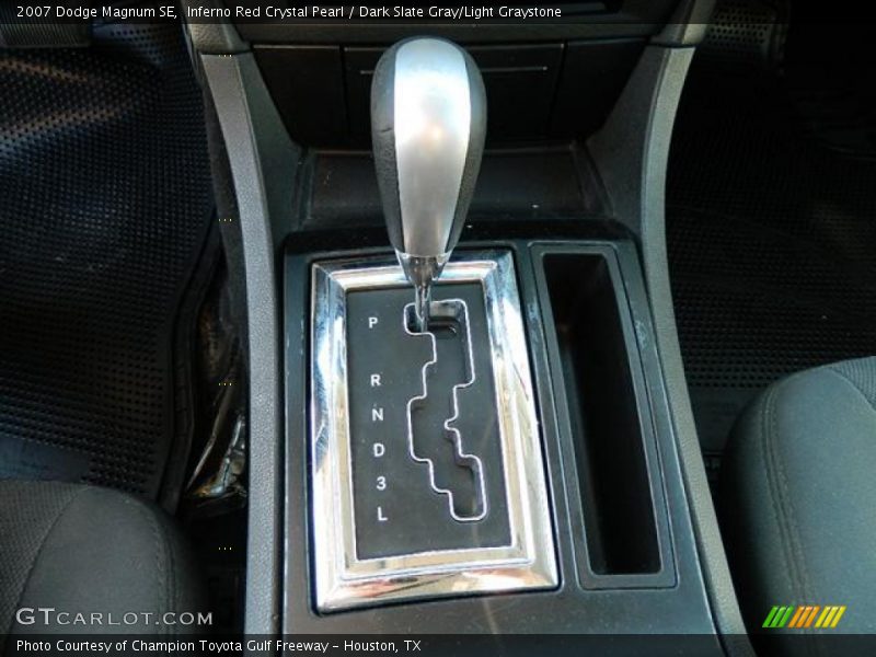 Inferno Red Crystal Pearl / Dark Slate Gray/Light Graystone 2007 Dodge Magnum SE