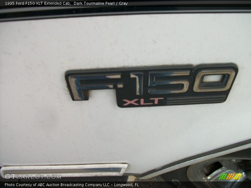  1995 F150 XLT Extended Cab Logo