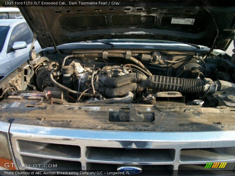  1995 F150 XLT Extended Cab Engine - 5.0 Liter OHV 16-Valve V8