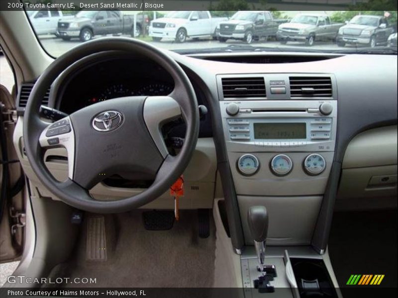 Desert Sand Metallic / Bisque 2009 Toyota Camry LE