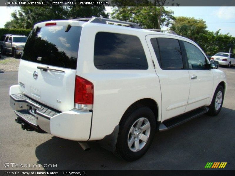 Blizzard White / Graphite/Titanium 2004 Nissan Armada LE
