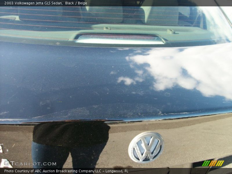 Black / Beige 2003 Volkswagen Jetta GLS Sedan