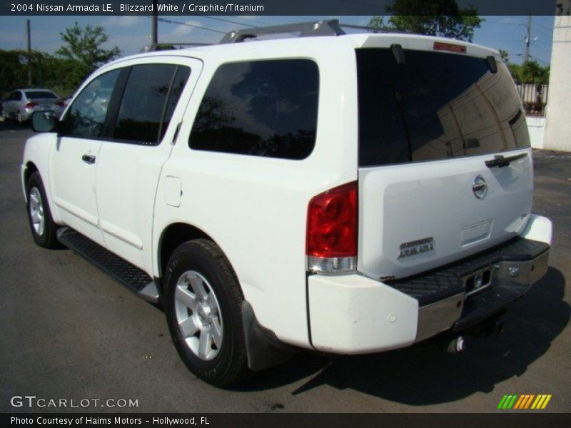 Blizzard White / Graphite/Titanium 2004 Nissan Armada LE