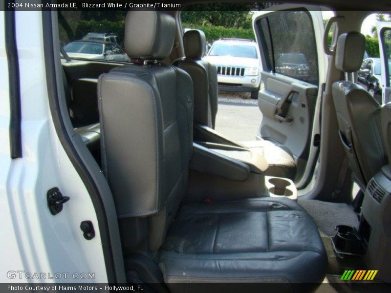 Blizzard White / Graphite/Titanium 2004 Nissan Armada LE