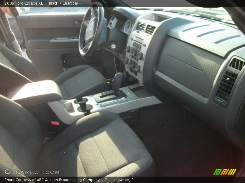 Black / Charcoal 2009 Ford Escape XLT