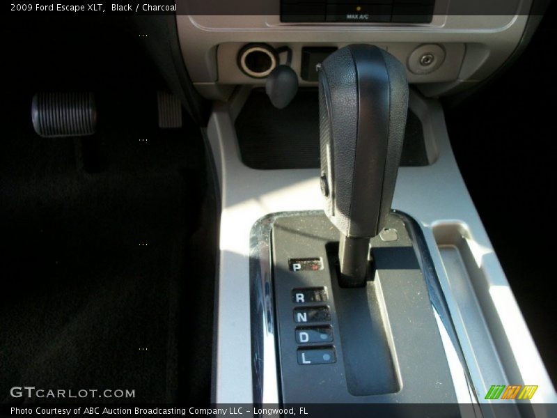 Black / Charcoal 2009 Ford Escape XLT