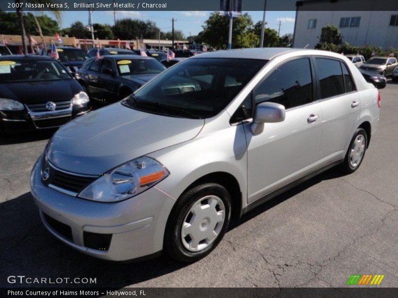 Brilliant Silver Metallic / Charcoal 2007 Nissan Versa S