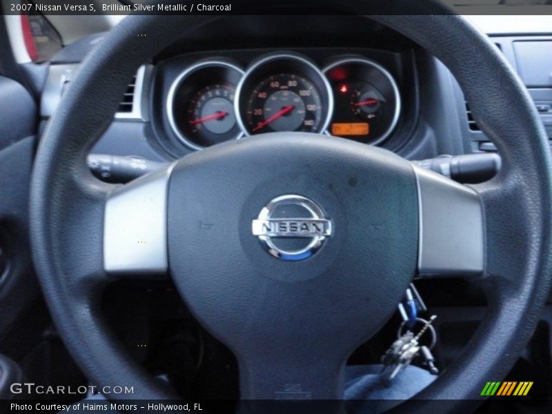 Brilliant Silver Metallic / Charcoal 2007 Nissan Versa S