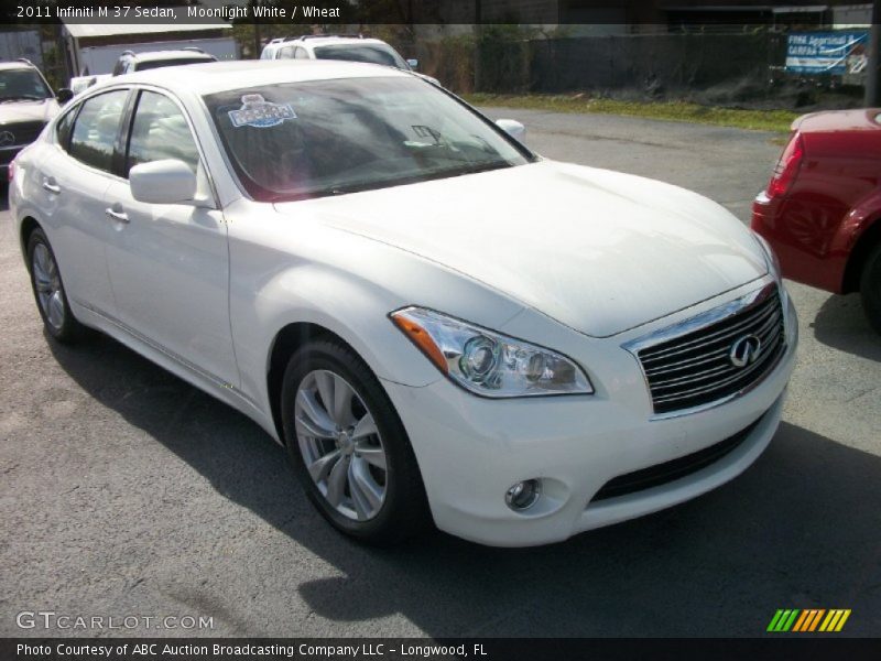 Moonlight White / Wheat 2011 Infiniti M 37 Sedan