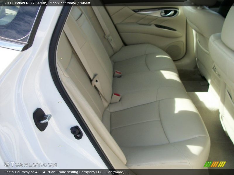 Moonlight White / Wheat 2011 Infiniti M 37 Sedan