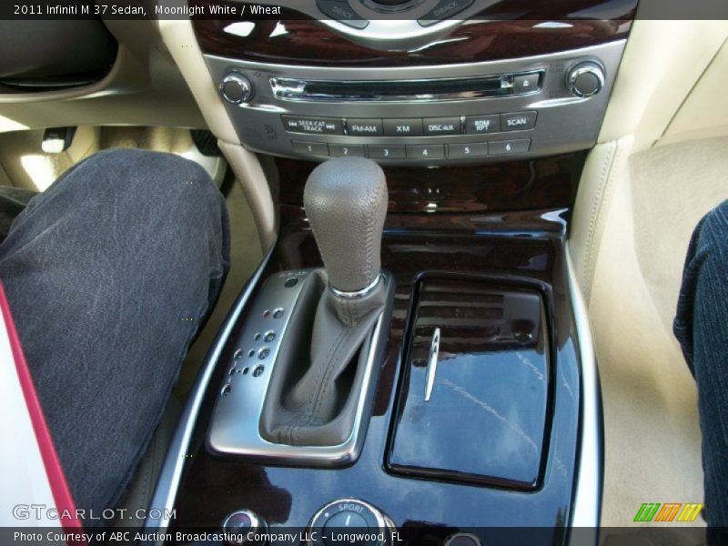 Moonlight White / Wheat 2011 Infiniti M 37 Sedan