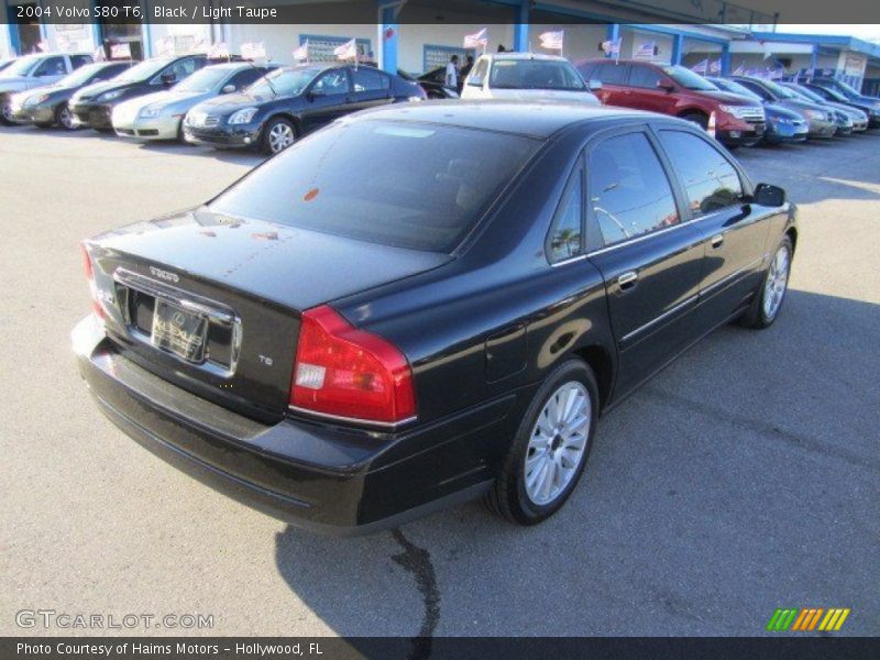 Black / Light Taupe 2004 Volvo S80 T6