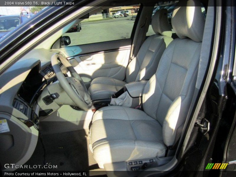 Black / Light Taupe 2004 Volvo S80 T6