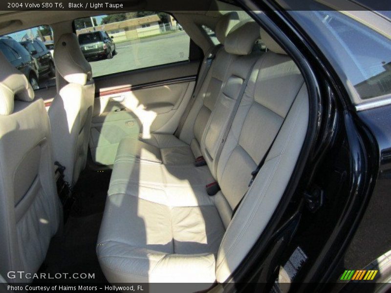 Black / Light Taupe 2004 Volvo S80 T6