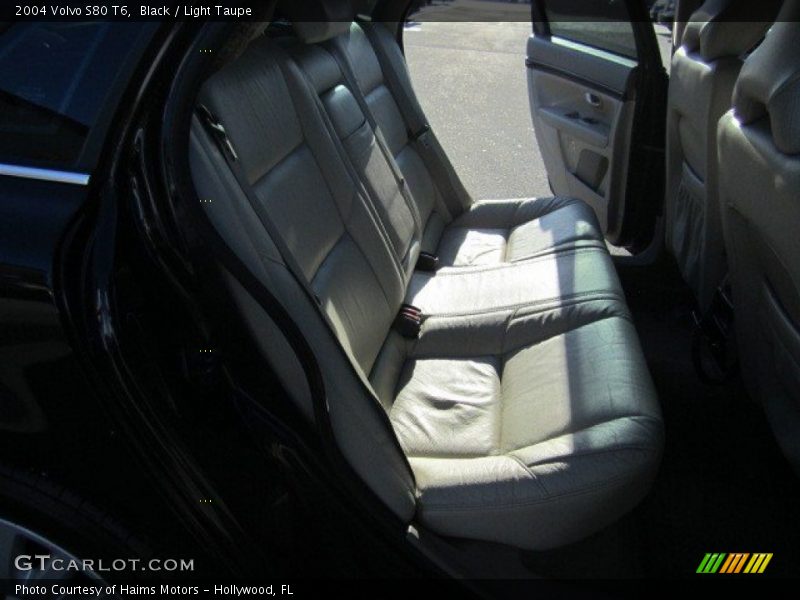 Black / Light Taupe 2004 Volvo S80 T6