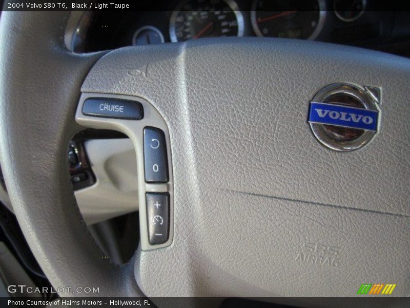 Black / Light Taupe 2004 Volvo S80 T6