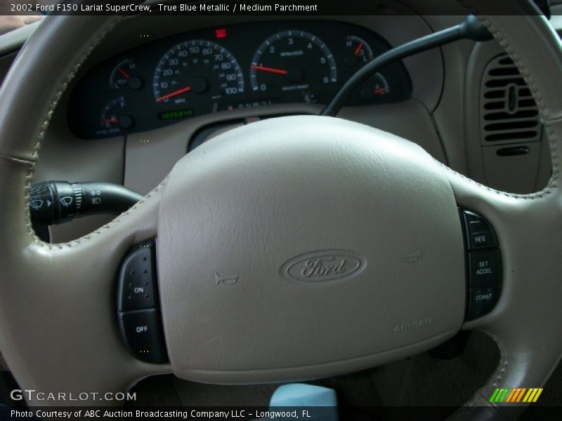 True Blue Metallic / Medium Parchment 2002 Ford F150 Lariat SuperCrew