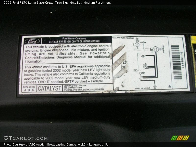 True Blue Metallic / Medium Parchment 2002 Ford F150 Lariat SuperCrew