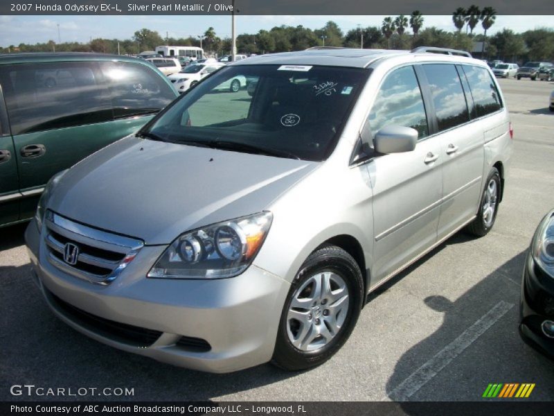 Silver Pearl Metallic / Olive 2007 Honda Odyssey EX-L