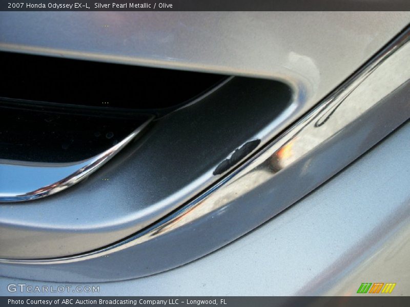 Silver Pearl Metallic / Olive 2007 Honda Odyssey EX-L