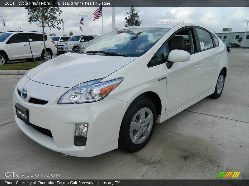 Blizzard White Pearl / Bisque 2011 Toyota Prius Hybrid II