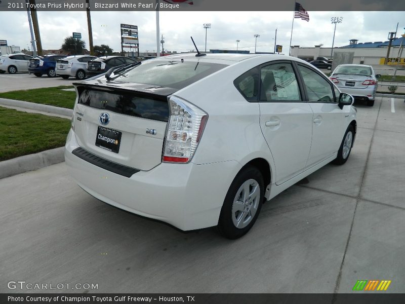 Blizzard White Pearl / Bisque 2011 Toyota Prius Hybrid II
