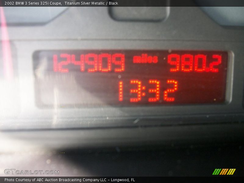 Titanium Silver Metallic / Black 2002 BMW 3 Series 325i Coupe