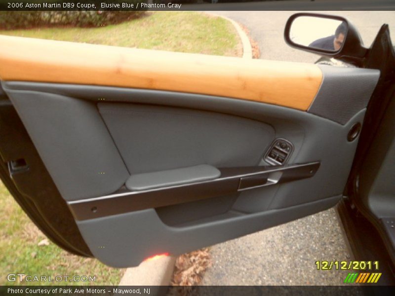 Door Panel of 2006 DB9 Coupe