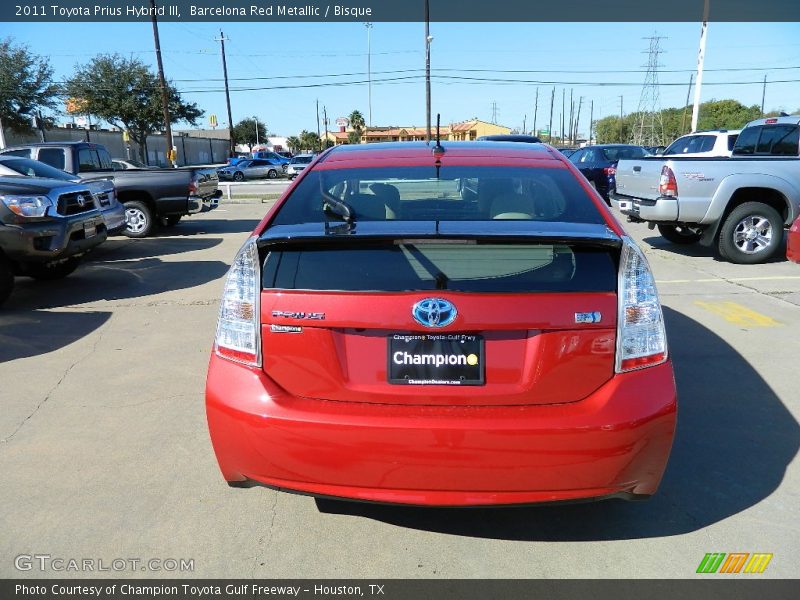 Barcelona Red Metallic / Bisque 2011 Toyota Prius Hybrid III