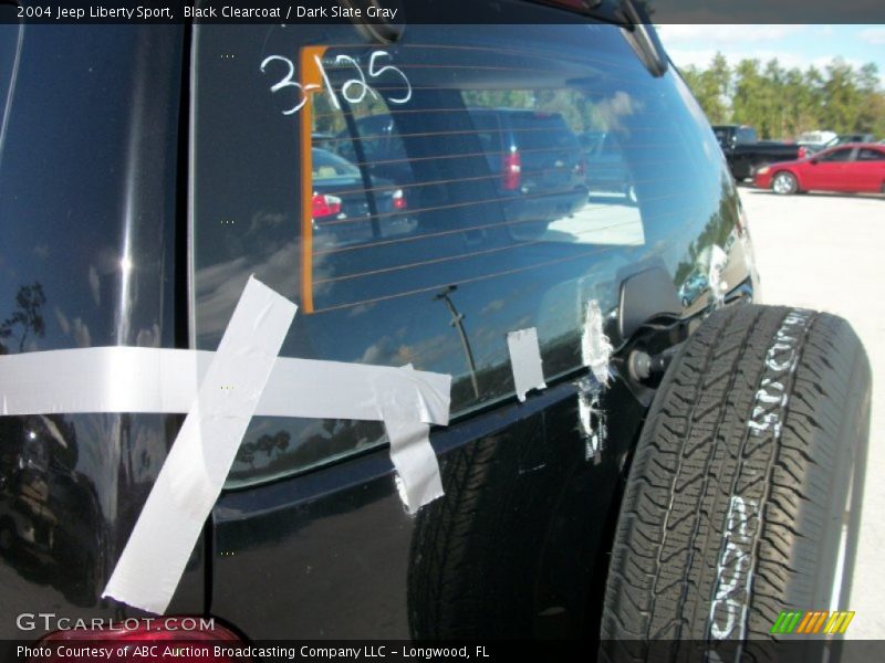 Black Clearcoat / Dark Slate Gray 2004 Jeep Liberty Sport
