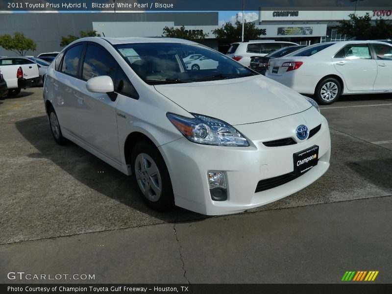 Blizzard White Pearl / Bisque 2011 Toyota Prius Hybrid II