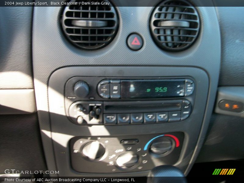 Black Clearcoat / Dark Slate Gray 2004 Jeep Liberty Sport