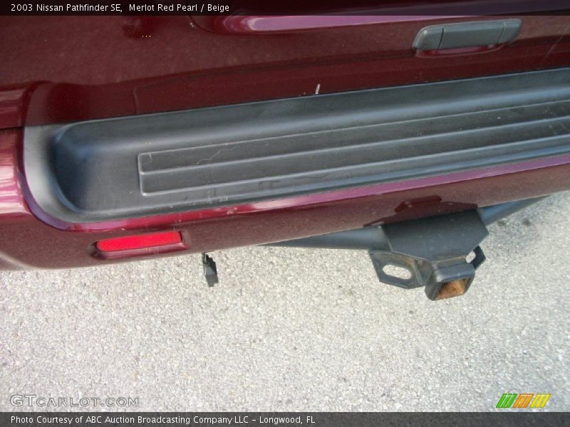 Merlot Red Pearl / Beige 2003 Nissan Pathfinder SE