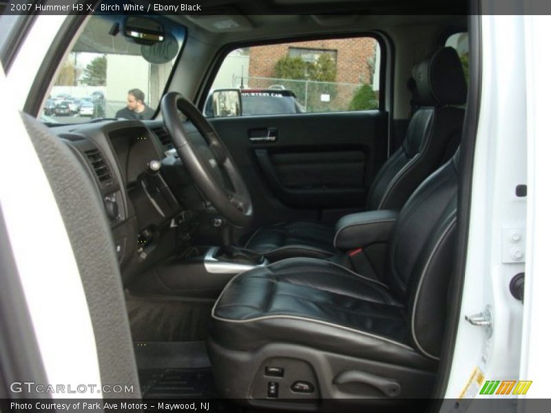 Birch White / Ebony Black 2007 Hummer H3 X
