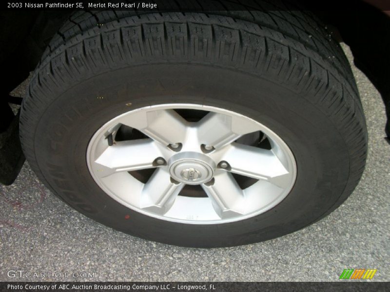 Merlot Red Pearl / Beige 2003 Nissan Pathfinder SE