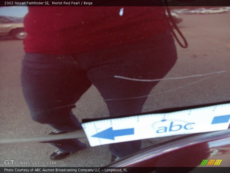 Merlot Red Pearl / Beige 2003 Nissan Pathfinder SE