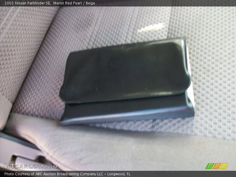 Merlot Red Pearl / Beige 2003 Nissan Pathfinder SE