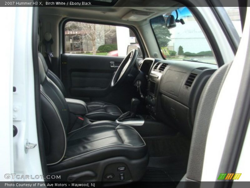 Birch White / Ebony Black 2007 Hummer H3 X