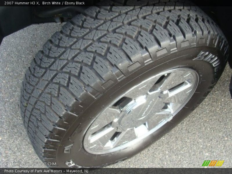 Birch White / Ebony Black 2007 Hummer H3 X