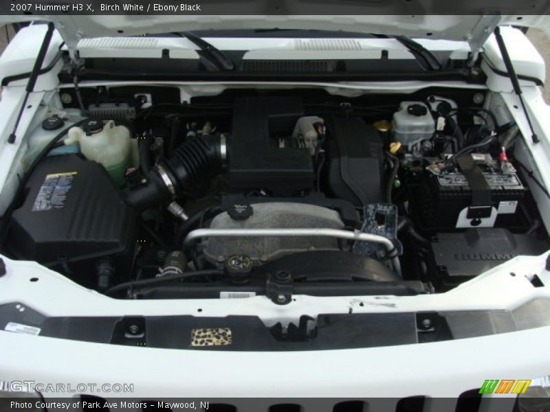 Birch White / Ebony Black 2007 Hummer H3 X