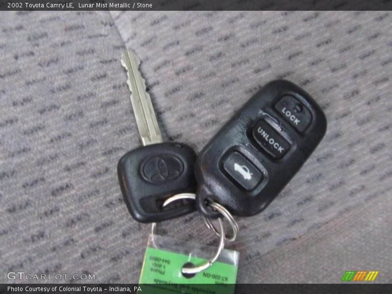 Lunar Mist Metallic / Stone 2002 Toyota Camry LE