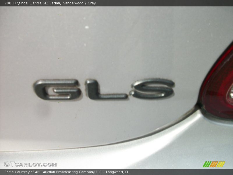 Sandalwood / Gray 2000 Hyundai Elantra GLS Sedan