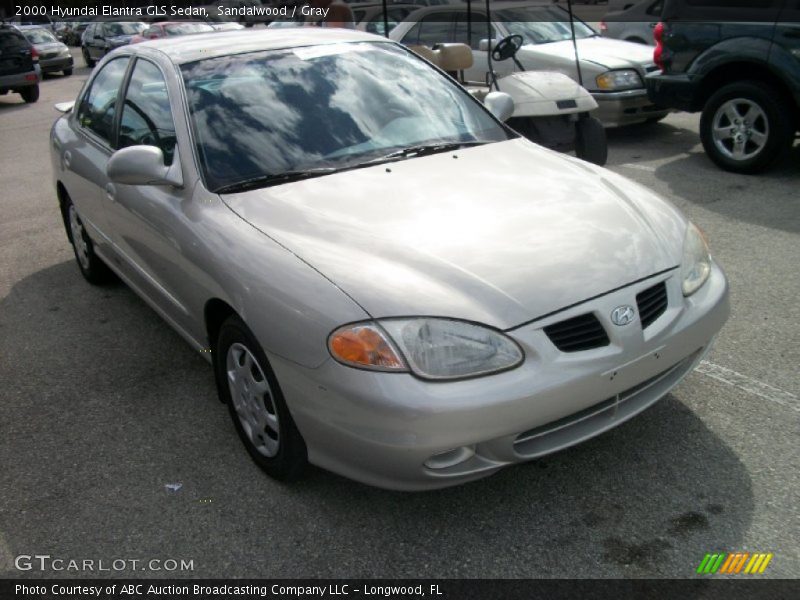 Sandalwood / Gray 2000 Hyundai Elantra GLS Sedan