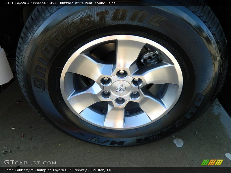 Blizzard White Pearl / Sand Beige 2011 Toyota 4Runner SR5 4x4