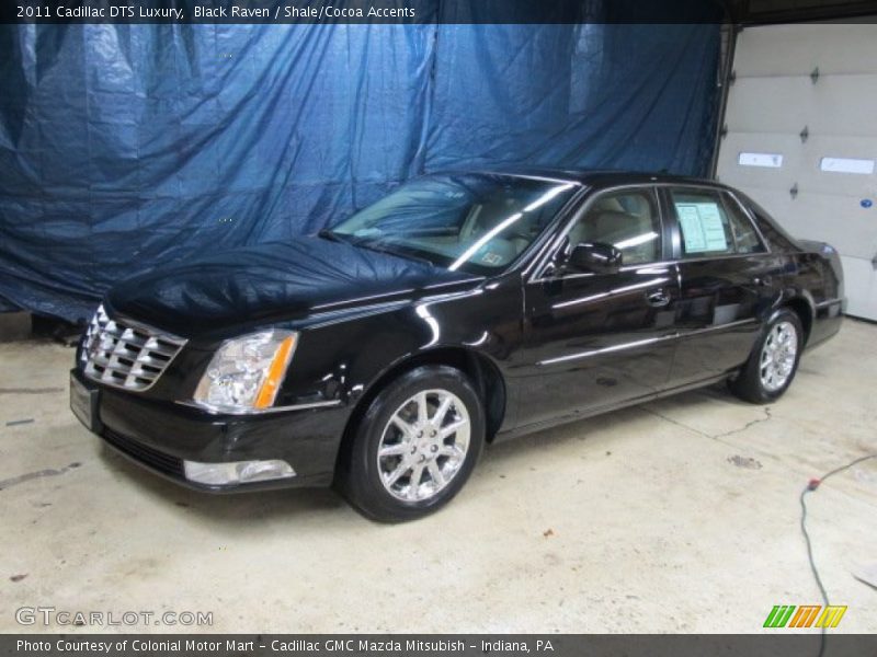 Black Raven / Shale/Cocoa Accents 2011 Cadillac DTS Luxury