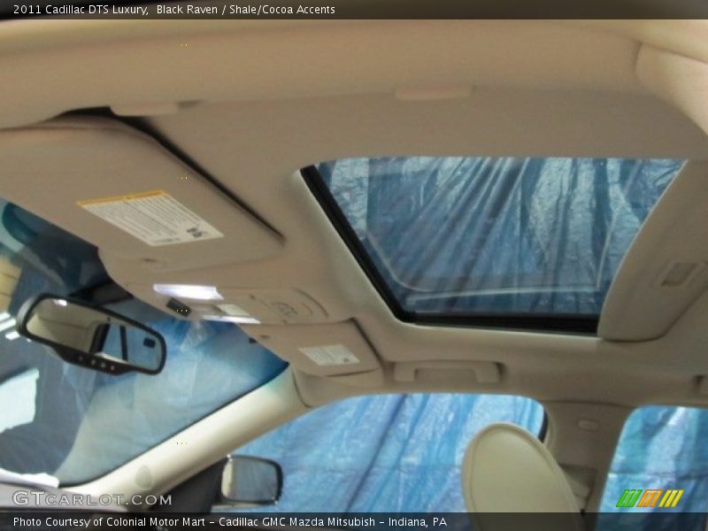 Black Raven / Shale/Cocoa Accents 2011 Cadillac DTS Luxury