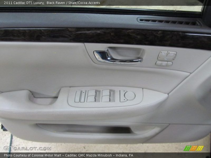 Black Raven / Shale/Cocoa Accents 2011 Cadillac DTS Luxury