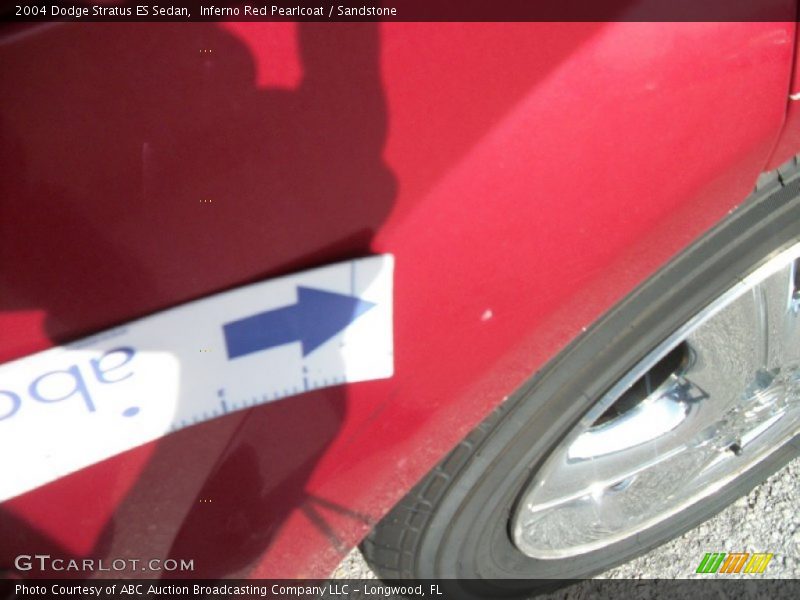 Inferno Red Pearlcoat / Sandstone 2004 Dodge Stratus ES Sedan