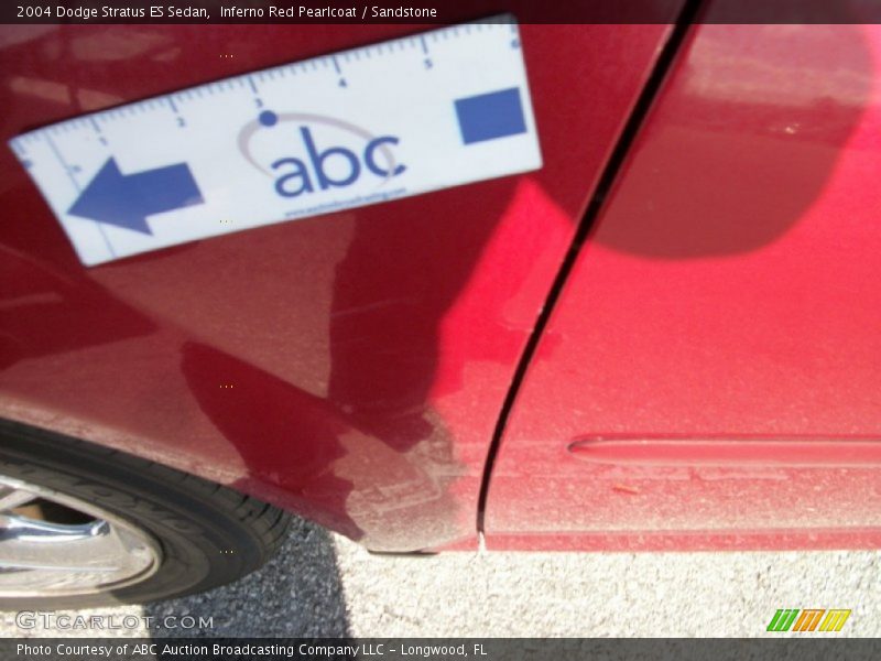 Inferno Red Pearlcoat / Sandstone 2004 Dodge Stratus ES Sedan