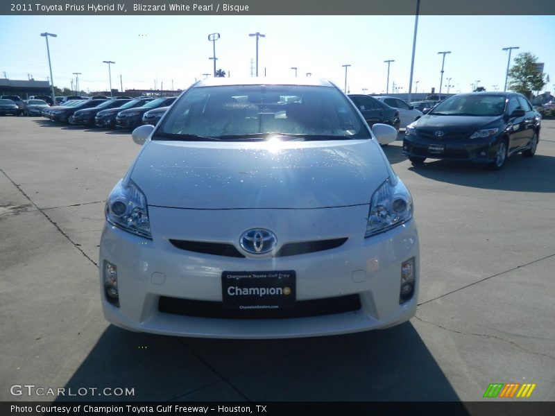 Blizzard White Pearl / Bisque 2011 Toyota Prius Hybrid IV